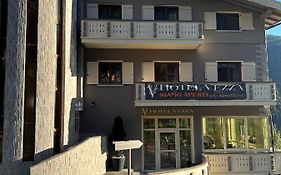Hotel Vezza Alpine Lodge & Spa