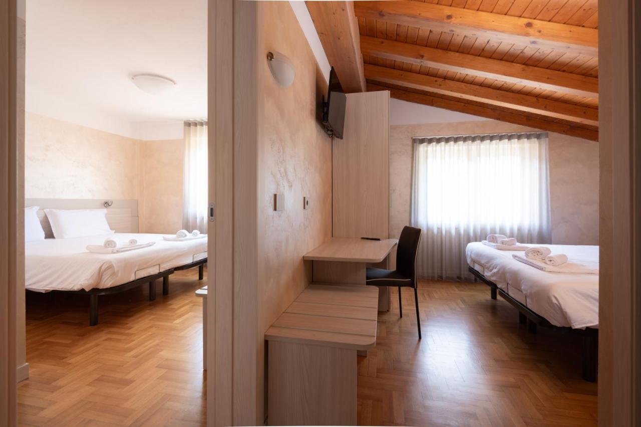 Hotel Vezza Alpine Lodge & Spa Vezza dʼOglio Exterior foto